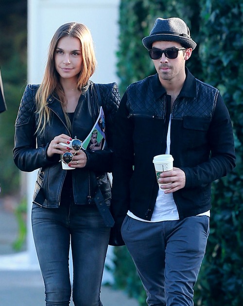 Joe Jonas Ditches Sober Coach in Favor of Romp With Blanda Eggenschwiler: Drugs Winning?