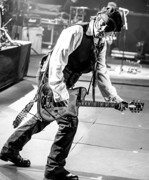 Johnny Depp and Amber Heard Divorce Nears: Johnny’s Rock Band Destroys Relationship  – Amber Hates Their Music!