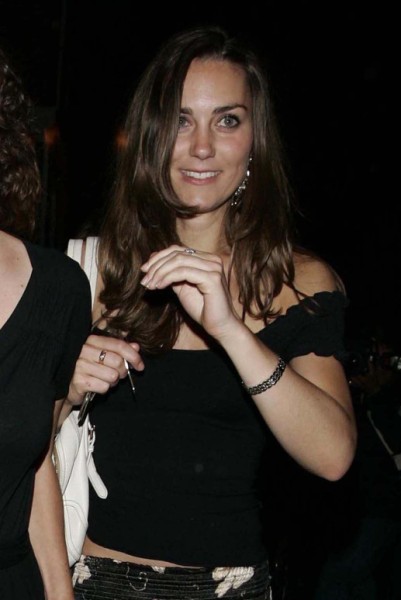Kate Middleton Stays Topless, Refuses To Learn Lesson From Scandal