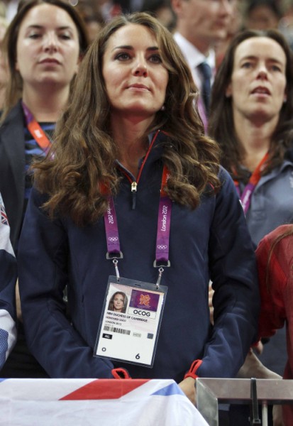 Bottomless Kate Middleton Photos Making Her Consider Divorce? (Photos)