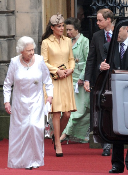 Kate Middleton Worried Prince William Wants To Give Up The Crown