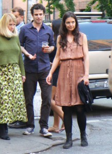 Katie Holmes Finally Moves On From Tom Cruise, Dating Co-Star (PHOTOS) 0522