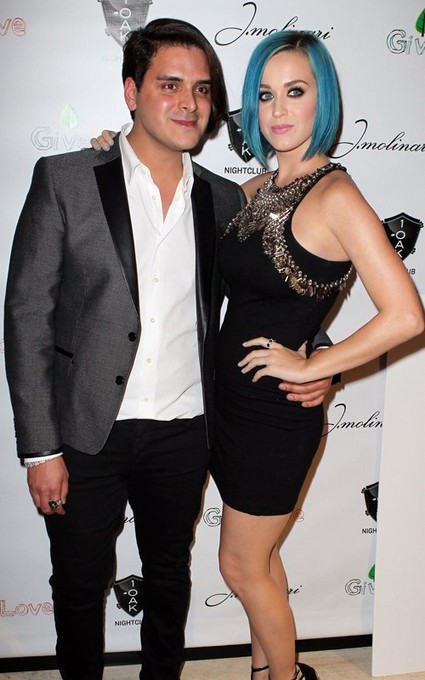 Katy Perry Steps Out In Vegas (Photo)