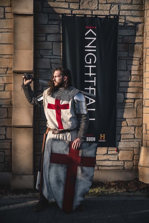 Knightfall Premiere Recap 12/6/17: Season 1 Episode 1 “You’d Know What to Do”