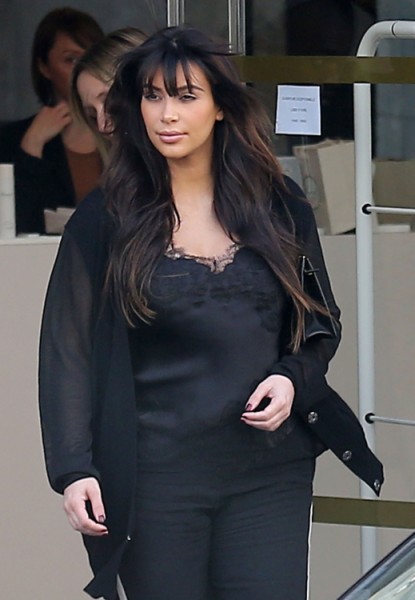 Kim Kardashian Fake Pregnancy Rumors Emerge As She Jet Sets Off To Paris