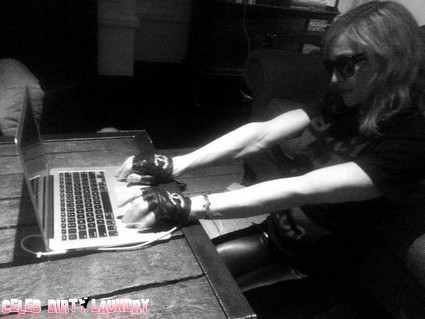 Madonna Tweets Justin Bieber Invite To Join Her On Tour (Photo)