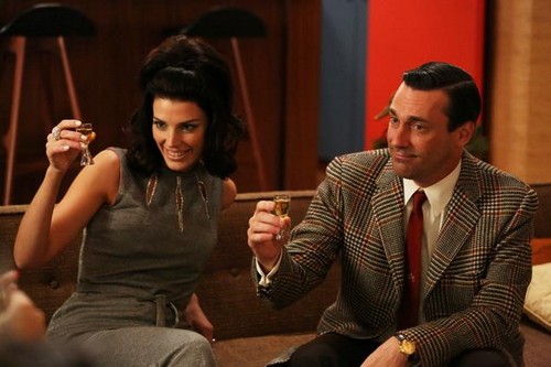 Mad Men Recap 4/7/13: Season 6 Episode 1 & 2 “The Doorway”
