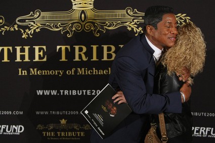 Michael Jackson’s Tribute Concert An Excuse For More Family Infighting