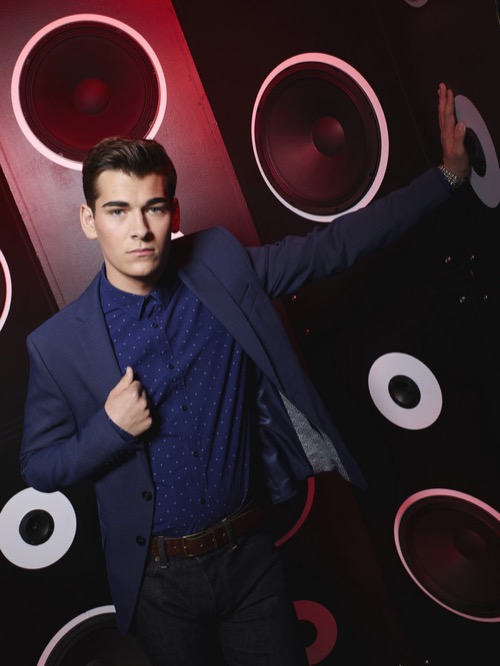 WATCH Zach Seabaugh Perform “The Climb” on The Voice Top 9 Semifinals Video 12/7/15