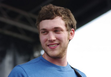 Phillip Phillips American Idol 2012 ‘Beggin’ Video 5/16/12