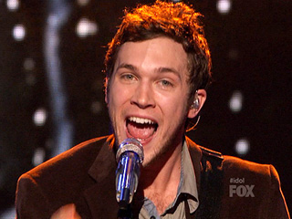 Phillip Phillips American Idol 2012 ‘In The Midnight Hour’ Video 4/18/12