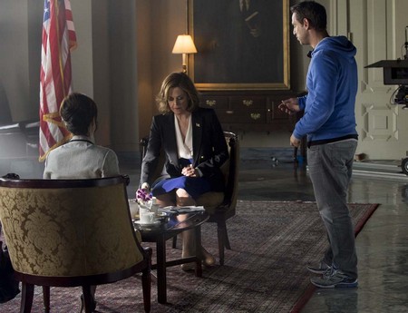 Giveaway: Join Us For A Live-Chat And Win A ‘Political Animals’ Political Survivor Kit