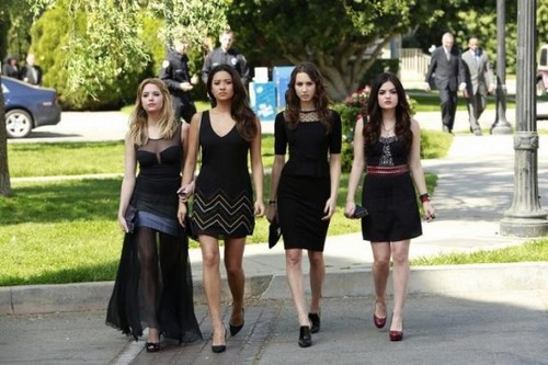 Pretty Little Liars Season 4 Episode 7 REVIEW “Crash and Burn, Girl!”