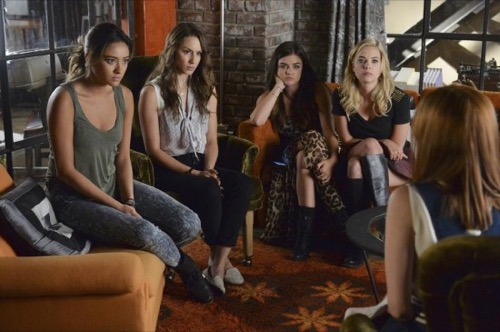 Pretty Little Liars Recap – Is Mike Helping Alison? Season 5 Episode 18 “Oh What Hard Luck Stories They All Hand Me”