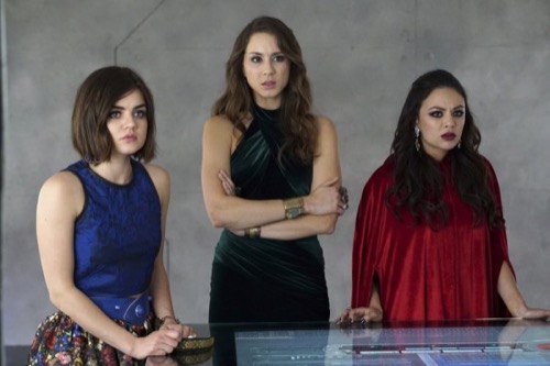 Pretty Little Liars Recap Summer Finale – Charles Is Transgender, Cece Is “A”: Season 6 Episode 10 “Game Over, Charles”