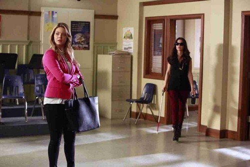 Pretty Little Liars Spoilers Season 5 Episode 9 “March of Crimes” Sneak Peek Preview Video