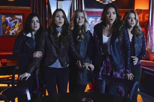 Pretty Little Liars Season 5 Spoilers: Ezra Fights For His Life, Caleb Rivers Returns, And Spoby Scenes!