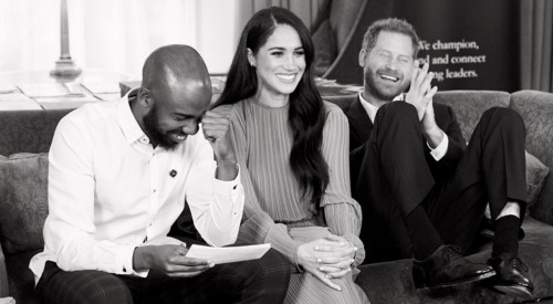 Prince Harry & Meghan Markle Lose 200K Instagram Followers – Sussex Royal Account Sits Dormant, Followers Flee