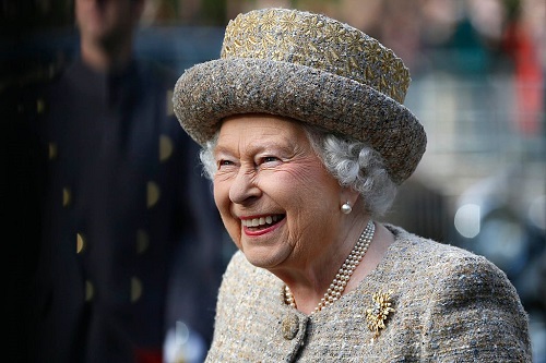 Queen Elizabeth Threatened to End Prince Charles and Camilla Parker-Bowles’ Affair