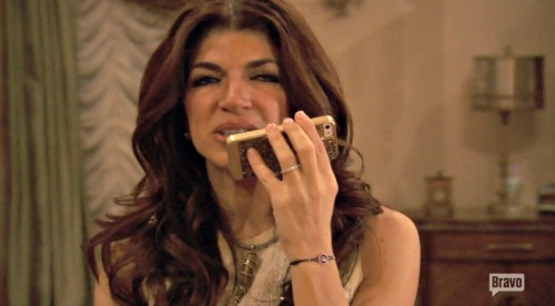The Real Housewives of New Jersey (RHONJ) Recap 7/17/16: Season 7 Episode 2 “A Very Hairy Christmas”
