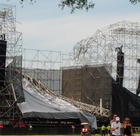 Breaking News: Radiohead Stage Collapses In Toronto One Person Dead