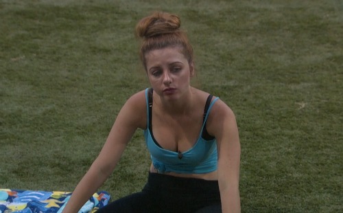 Big Brother 19 Spoilers: Kevin and Jason Speculate Raven Walton May Not Be As Sick As She Claims – Using Illness To Help Game?