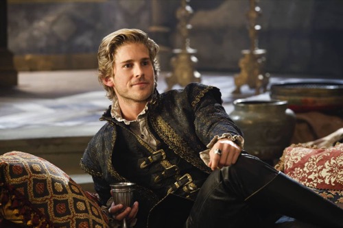 Reign Recap 5/5/17: Season 4 Episode 11 “Dead of Night”