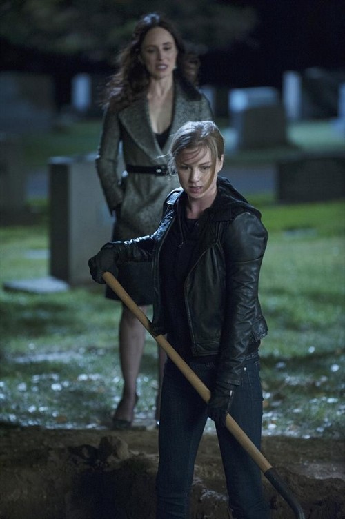 Revenge Spoilers Season 3 Finale “Execution” Sneak Peek Video