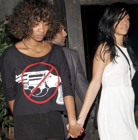 Rihanna Goes Lesbian For Date Night (Photo)