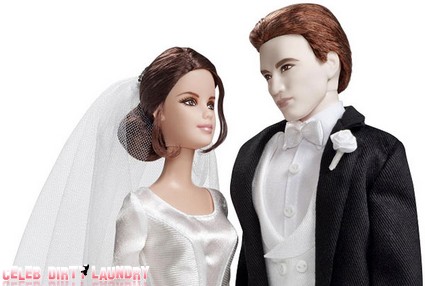 Kristen Stewart and Robert Pattinson Become Barbie Dolls (Photo)