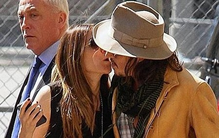 Johnny Depp A Serial Cheater: Slept With Publicist Robin Baum?
