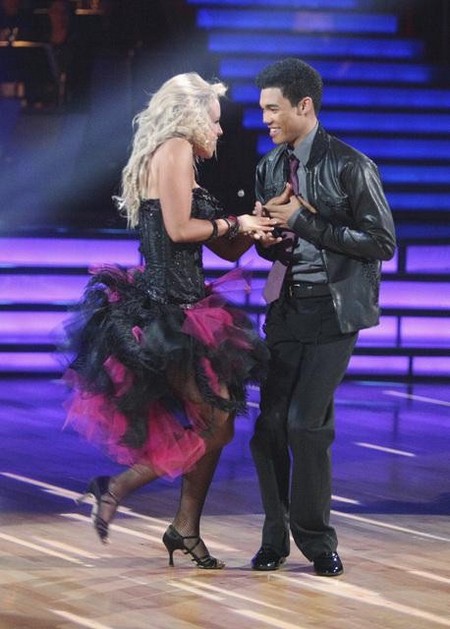 Roshon Fegan Dancing With The Stars Salsa Performance Video 4/16/12