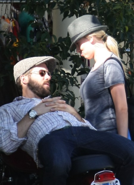 Did Scarlett Johansson Know Ryan Reynolds Was Marrying Blake Lively?