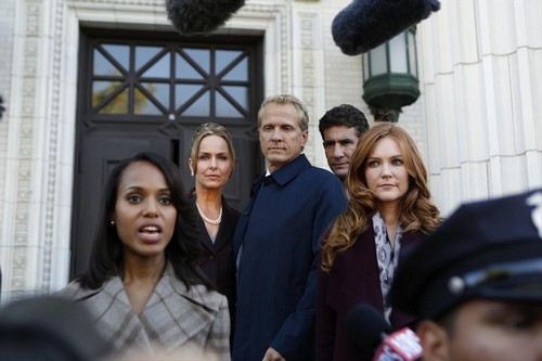 Scandal RECAP 10/24/13: Season 3 Episode 4 “Say Hello to My Little Friend”