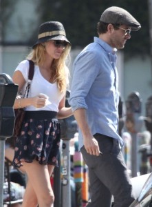 Blake Lively, Ryan Reynolds On The Rocks? Actor Had Same Problems With Scarlett Johansson 0208