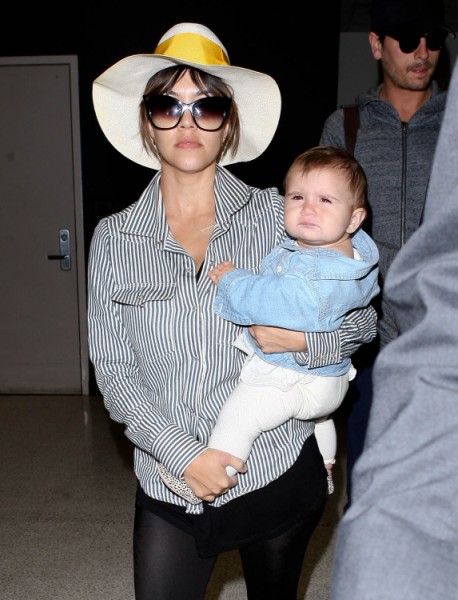 Scott Disick Ignores Pouting Kourtney Kardashian During Las Vegas Birthday Party (PHOTOS)