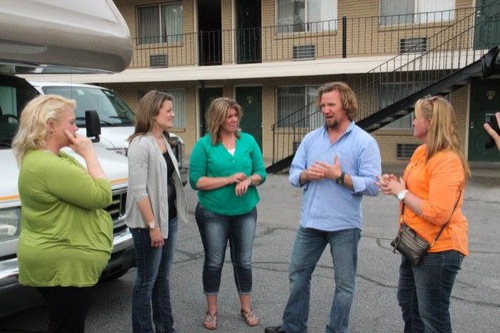 Sister Wives Recap 1/18/15: Season 5 Episode 12 “Courting Another Wife”