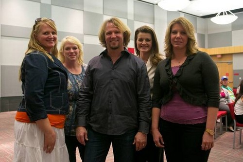 Sister Wives Season 4 Episode 1 “Polygamist Debt Threat” Recap 11/18/12