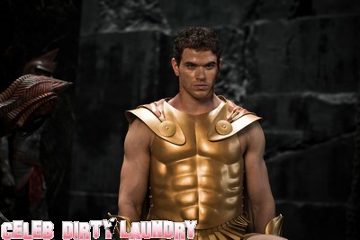 Canadian Exclusive: Kellan Lutz in Immortals – Photo