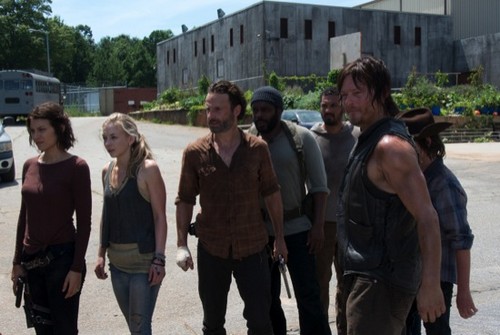 The Walking Dead Season 4 Midseason Premiere Sneak Peek Preview Trailer (VIDEO)
