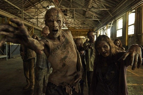 The Walking Dead Spoilers Season 5: Less About Zombies So Far, Episode 4 ‘Slabtown’ Changes All That?