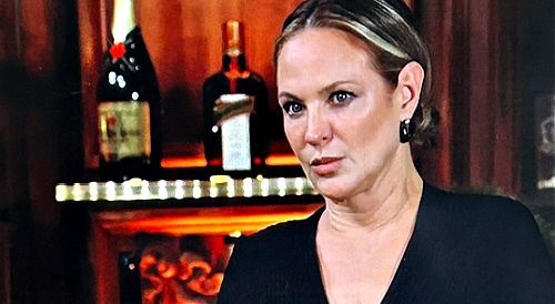 The Young and the Restless Spoilers: Sharon Busts Home Invader Phyllis’ Cottage Break-In?