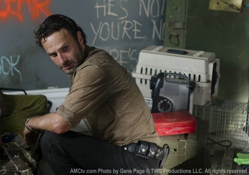 The Walking Dead Season 3 Episode 13 “Arrow on the Doorpost” Sneak Peek Video & Spoilers