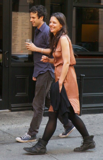 Katie Holmes Finally Moves On From Tom Cruise, Dating Co-Star (PHOTOS)