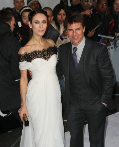 Tom Cruise Using Katie Holmes Divorce To Promote New Movie – Smart Or Desperate?