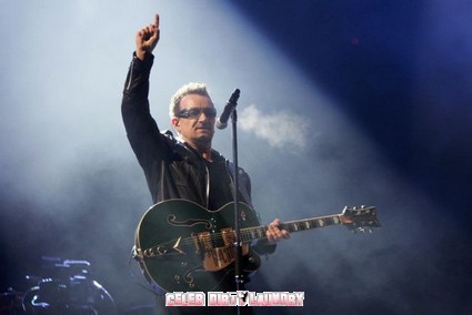 People Protest U2’s Tax Dodging At Glastonbury Festival