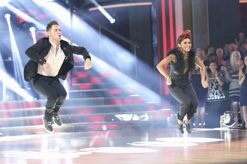 Nicole “Snooki” Polizzi Dancing With the Stars Foxtrot Video 10/21/13