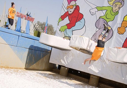 Wipeout RECAP 6/22/14: Season 7 Premiere “Fall in the Family”