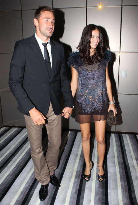 Brazilian Model Adriana Lima Gives Birth to Beautiful Baby Girl!