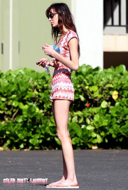 Ali Lohan Looks Anorexic But Dina Lohan Says ‘No Way’ (Photo)